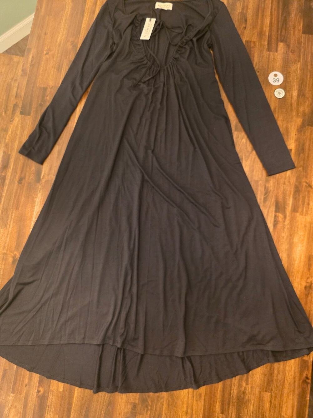 Velvet by Graham & Spencer Freeda Long Sleeve Ruched Dress in Black Size XS or P